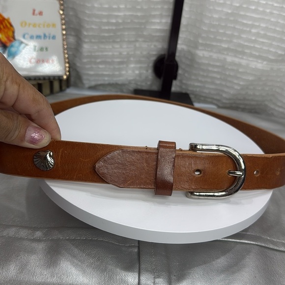 (H)Talbots women's vintage tan Italian leather belt with silver buckle and metal - Picture 13 of 13